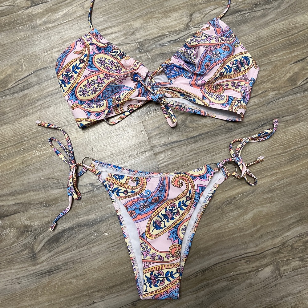 NWOT Halter Bikini Set